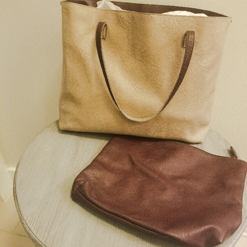 Reversible Vegan Tote w/ laptop sleeve